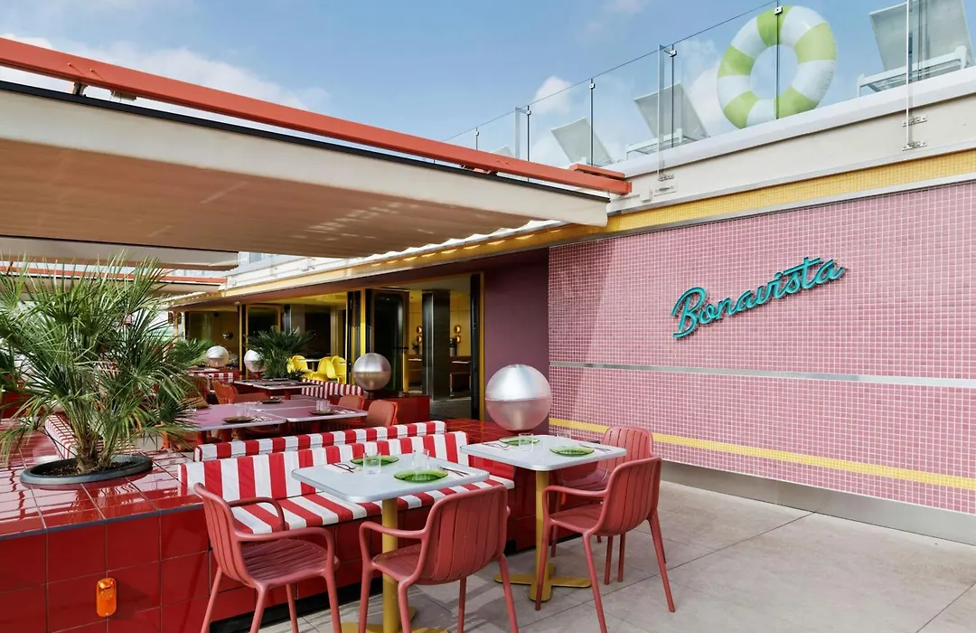 Moxy Barcelona-1