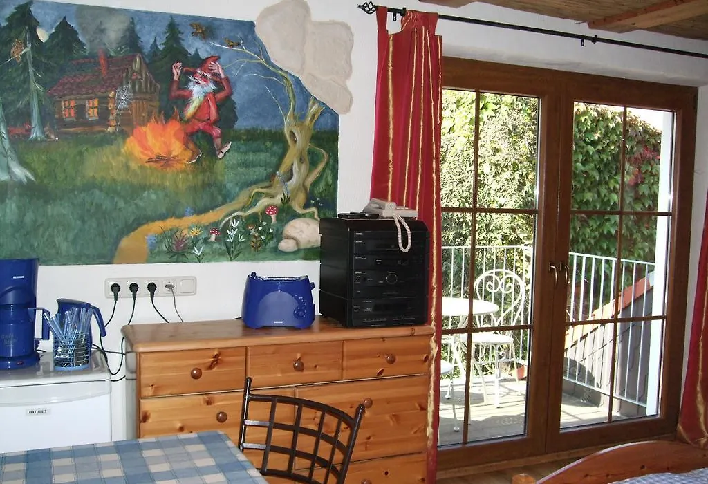 Gästezimmer am Märchenbrunnen-1