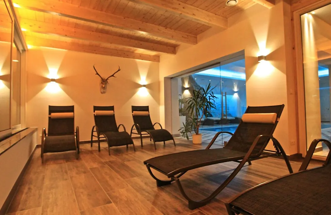 Alpenhotel Weiherbach Berchtesgaden Hallenbad und Sauna-1