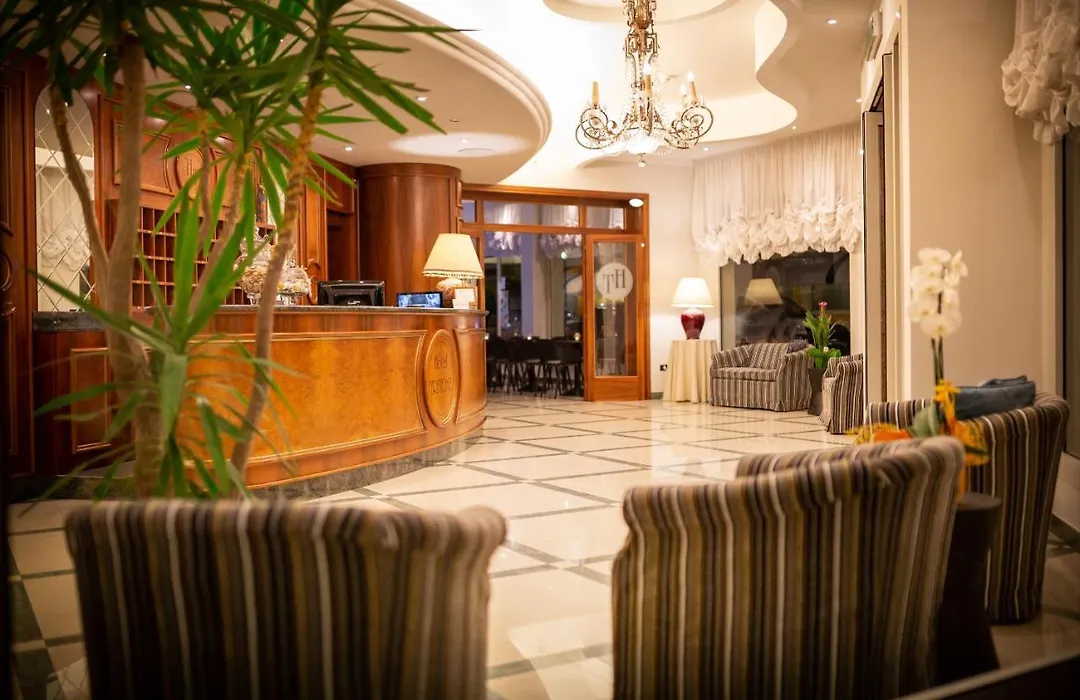 Hotel Tritone-1
