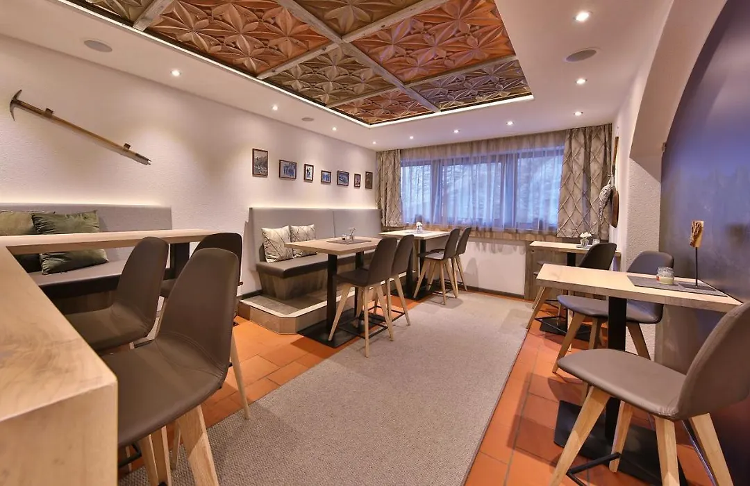 Hotel Garni Fiegl Apart-1