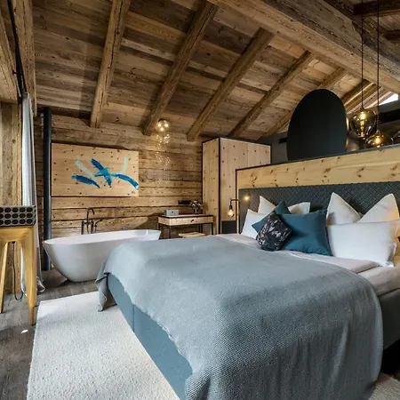 GipfelKreuzLiebe Senhoog Luxury Holiday Homes-3