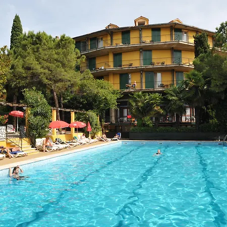 Hotel Palme & Suite-2