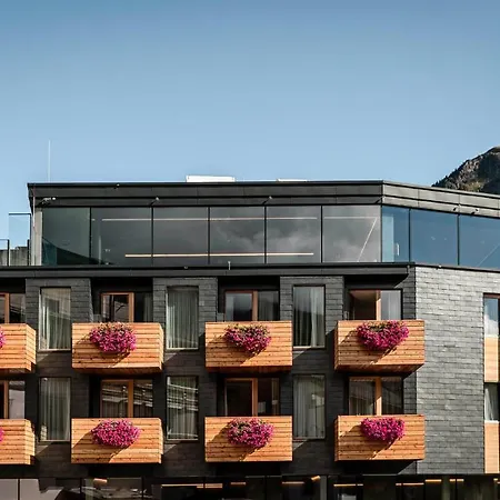 die berge lifestyle-hotel sölden-3