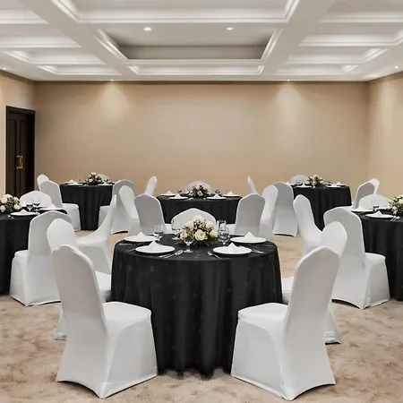 Ramada By Wyndham Dubai Deira-3