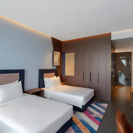 Hyatt Centric Jumeirah Dubai-2