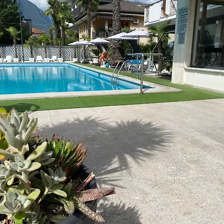 Hotel La Perla-3