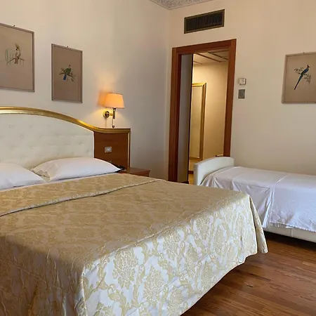 Hotel Milan Speranza Au Lac-3