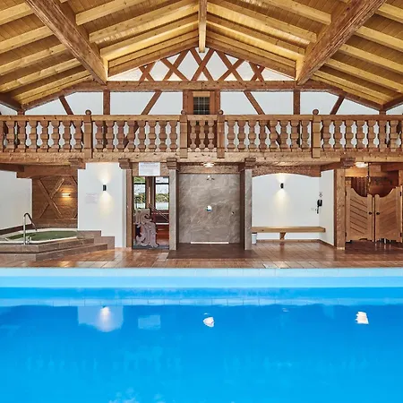 Aktivhotel&Gasthof Schmelz Ihr familienfreundliches Urlaubs Hotel mit Wellness, Almsauna, Chiemgau Karte-3