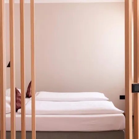 Flora Hotel & Suites-3