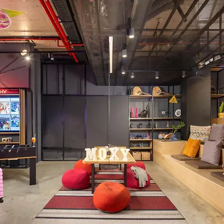 Moxy Lisbon City-2