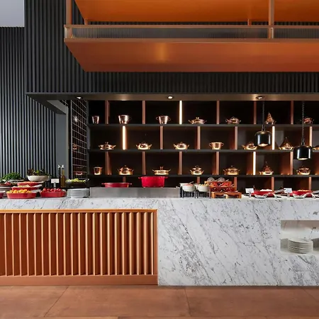 Delta Hotels By Marriott Istanbul Kagithane-3