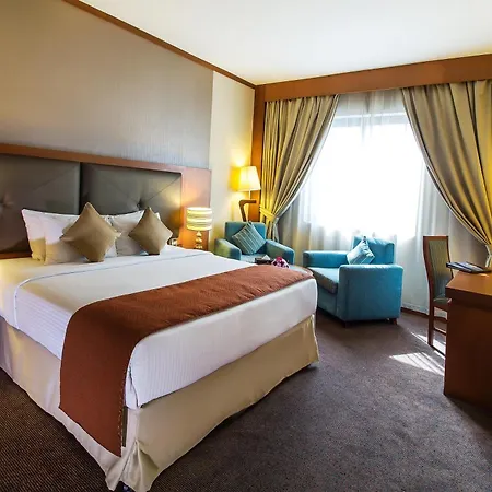 Landmark Summit Hotel-2
