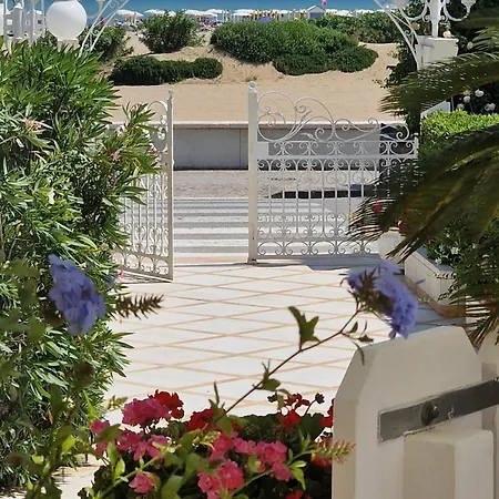 Hotel Alexander-3