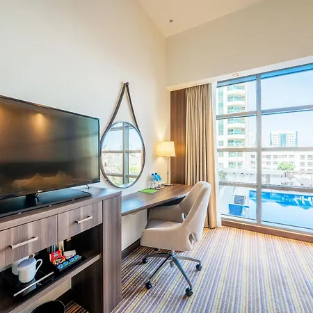 Hampton By Hilton Dubai Airport-3
