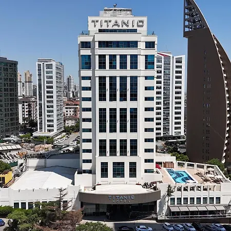 Titanic Business Kartal-3