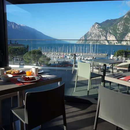 Hotel Riviera-2