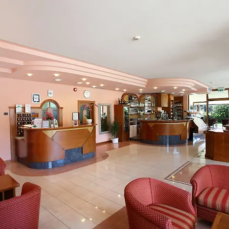 Eco Hotel Benacus-3