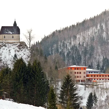 JUFA Hotel am Sigmundsberg-3