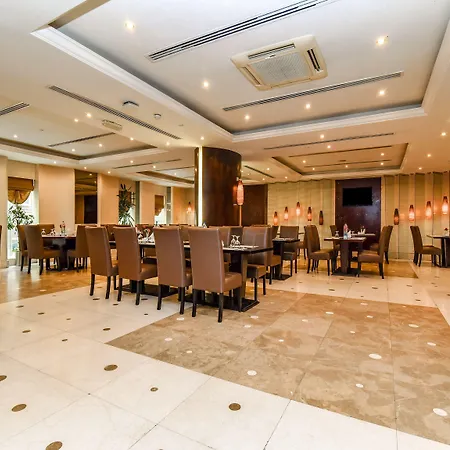 Landmark Summit Hotel-3