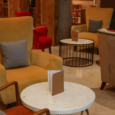 Lincoln Plaza Hotel London, Curio Collection By Hilton-3