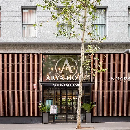 Arya Stadium Hotel-2