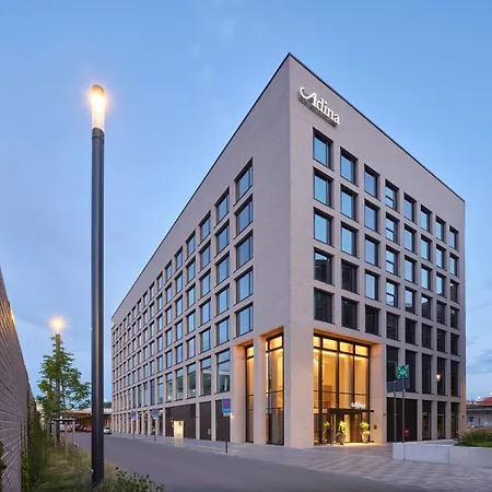 Adina Apartment Hotel Cologne-3