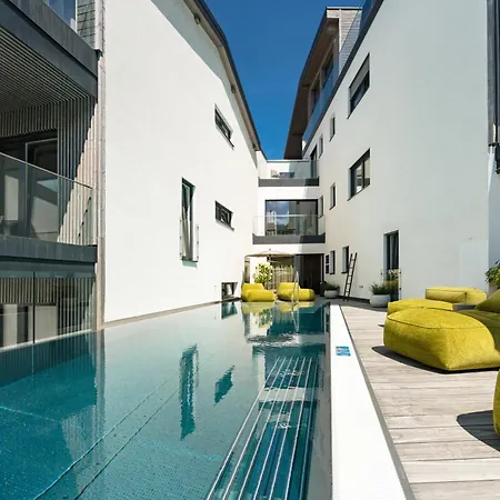 Boutique Aparthotel Chalets Coburg-3