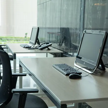 Wyndham Grand Istanbul Levent Hotel & Conference Center-3