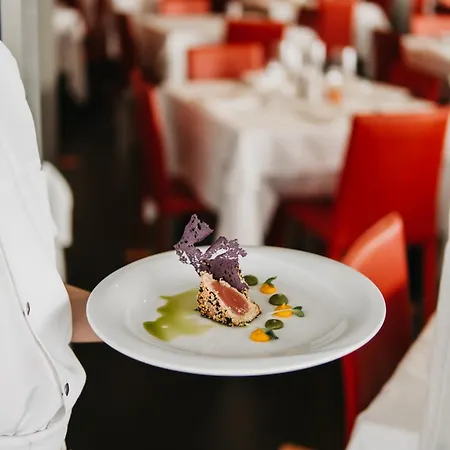 Hotel Adlon-3