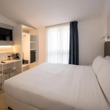 Hotel Savoy-3