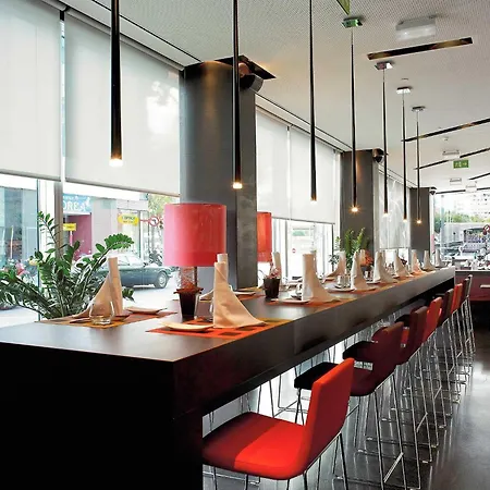 Novotel Barcelona City-3