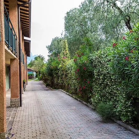 Residence Parco Lago Di Garda-2