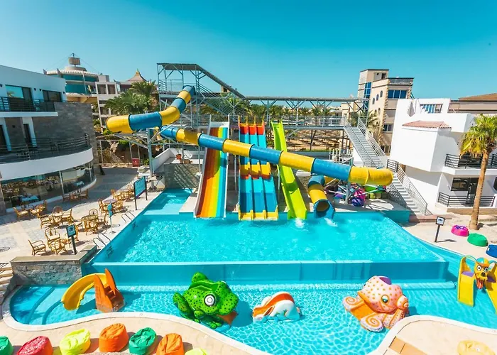 La Rosa Waves Beach - Couple & Families Only Hurghada