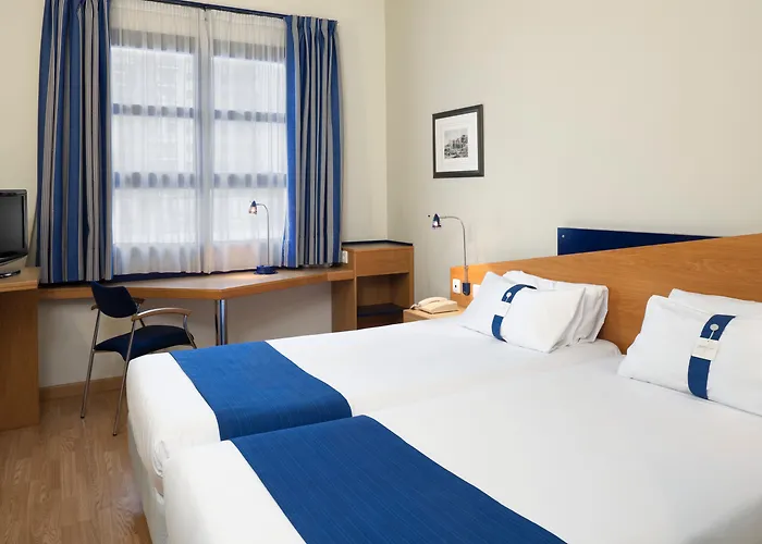 Holiday Inn Express Ciudad De Las Ciencias By Ihg Valencia