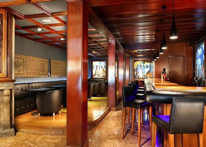 Hotel Gran Derby Suites, A Small Luxury Hotel Of The World Barcelona