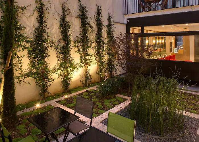 Jardins De Mademoiselle Hotel & Spa Paris