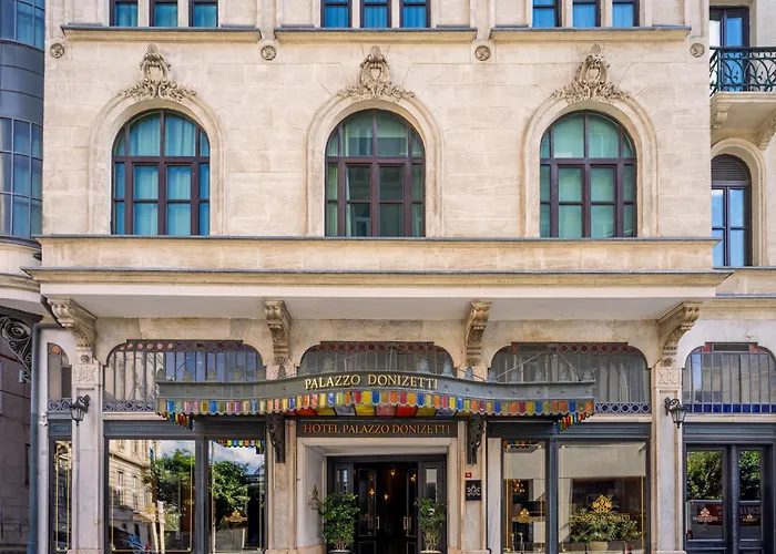 Hotel Palazzo Donizetti Istanbul, Tapestry Collection By Hilton