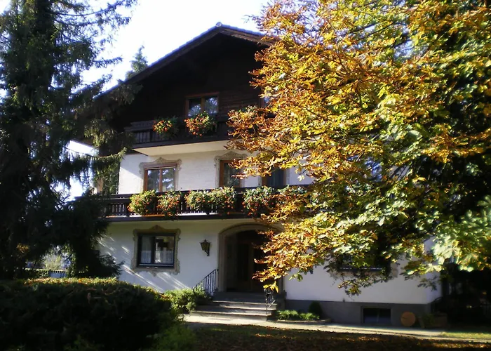 Frühstückspension Helmhof Salzburg