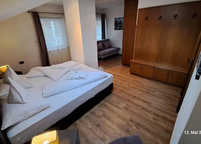 Hotel Moserhof Schenna