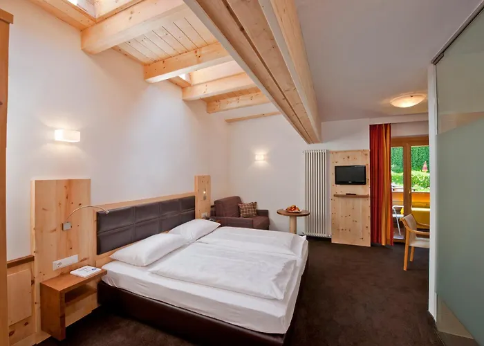 Hotel Schennerhof Schenna