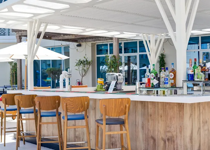 Millennium Lakeview Hotel Dubai