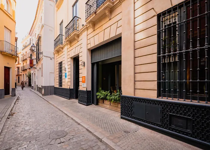 Joya Del Casco Boutique Hotel By Shiadu Sevilla