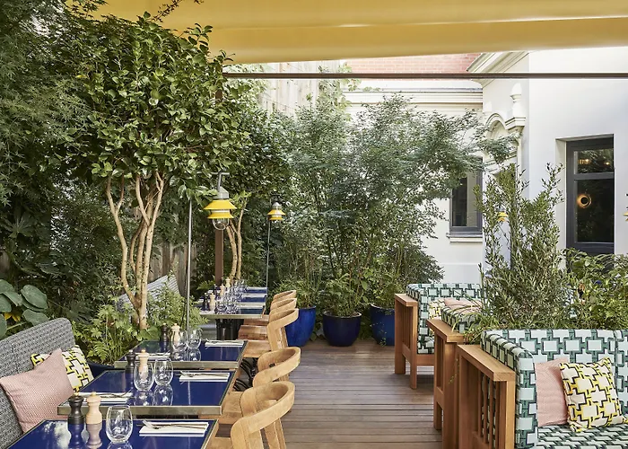 Hotel Le Ballu Paris