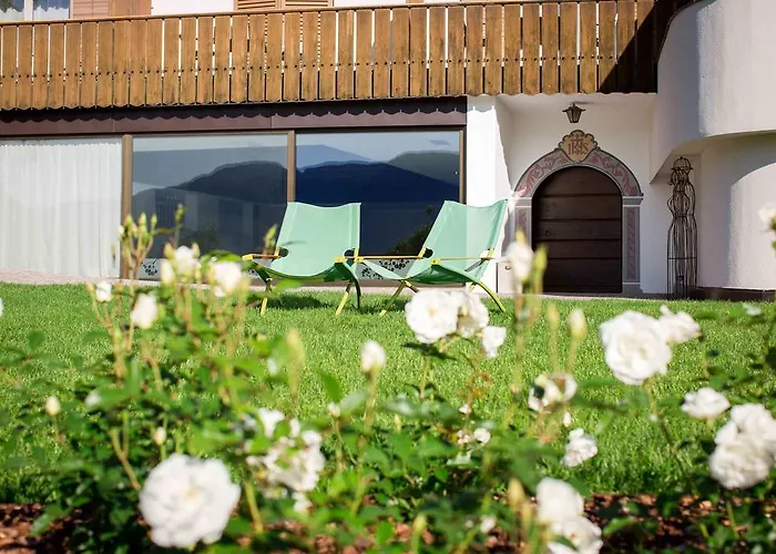 Pension An Der Linde Algund